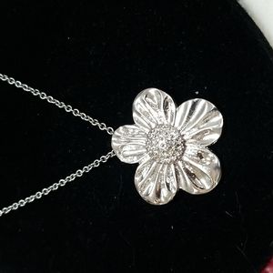 📿FLOWER PENDANT NECKLACE